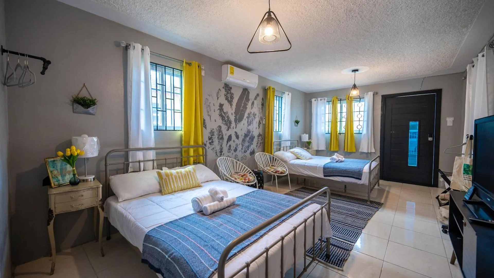 Rustic Raspuru Villa St Mary 0*,